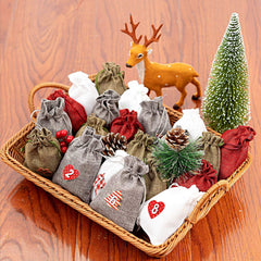 Weihnachtsdekoration - Hängender Adventskalender